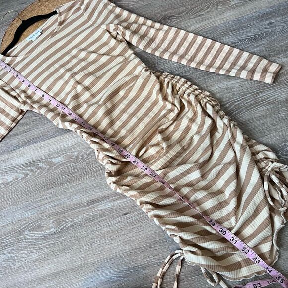 Lovers and friends kat mini dress in camel stripe - Picture 4 of 7